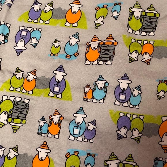 Herdy the Herdwick Sheet Hiker Ewe Tube Neck Warmer - Picture 3 of 5